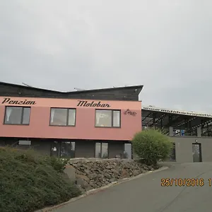 A Motobar Bravatice Pensjonat
